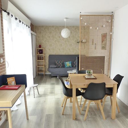 La Petite Maison Tahet, 2 Pers Avec Terrasse Basse-Indre ภายนอก รูปภาพ
