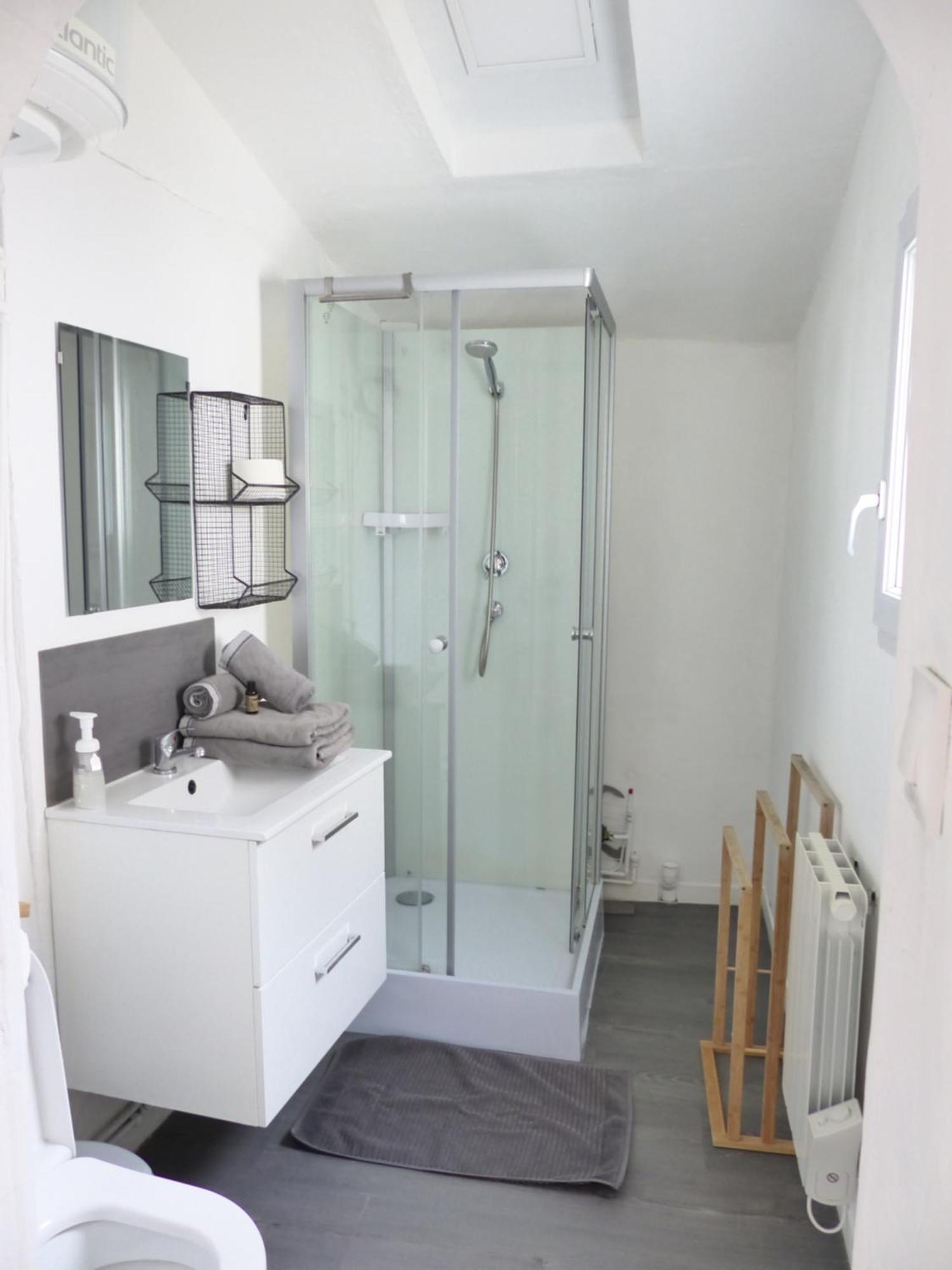 La Petite Maison Tahet, 2 Pers Avec Terrasse Basse-Indre ภายนอก รูปภาพ