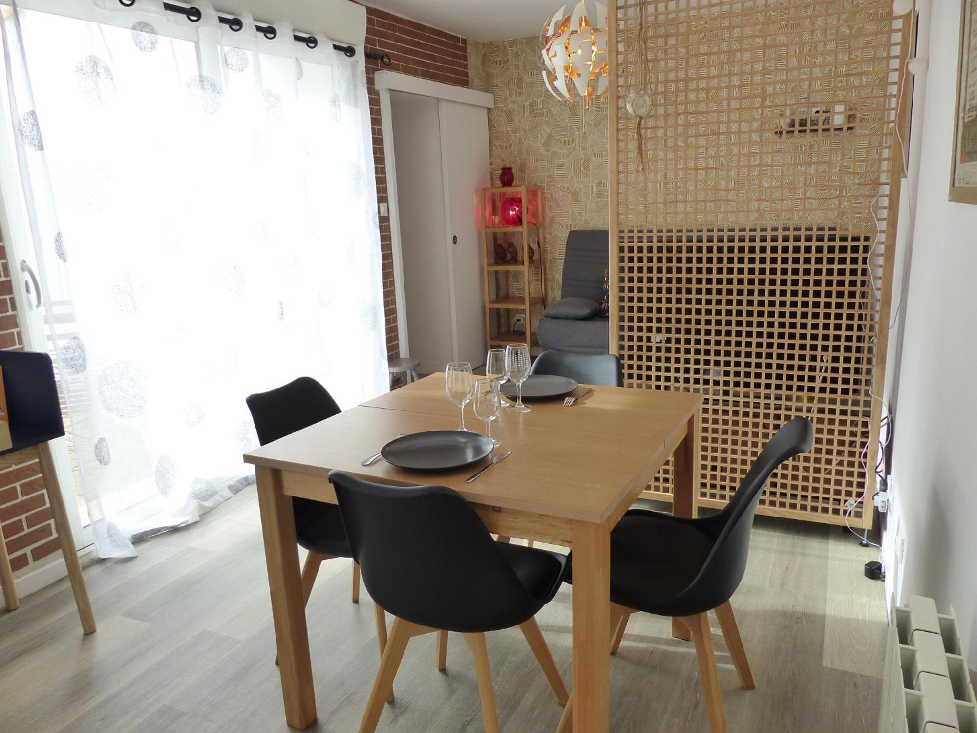 La Petite Maison Tahet, 2 Pers Avec Terrasse Basse-Indre ภายนอก รูปภาพ